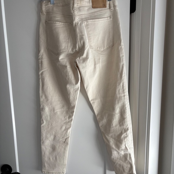 Banana Republic Ecru-Colored Skinny Ankle Jeans - Picture 7 of 7